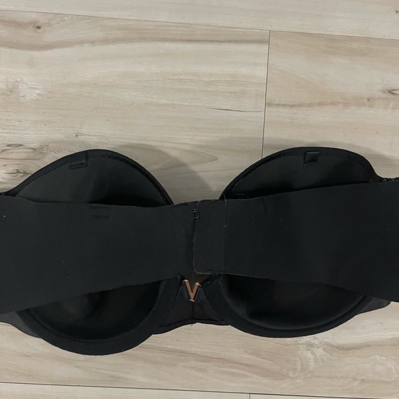 Victoria’s Secret multi way strapless bra - Picture 2 of 4
